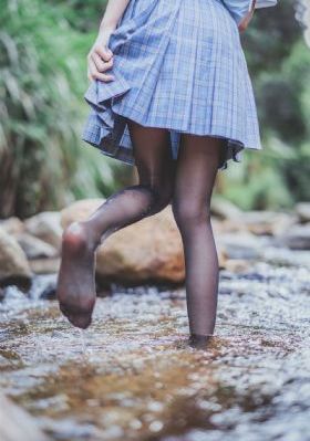 加勒比女海盗成版人2在线_4K全集免费播放